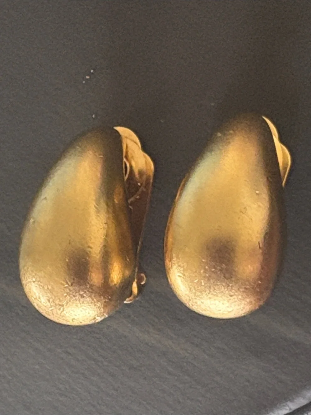 Vintage Gold Tone Teardrop Clip On Earrings Classic Minimalist runway